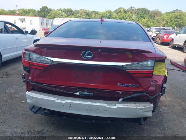 JTHBW1GG9G2108209 Lexus ES 300H