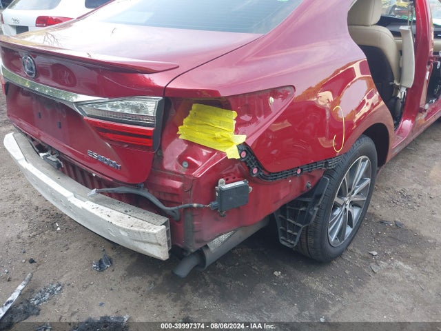 JTHBW1GG9G2108209 Lexus ES 300H