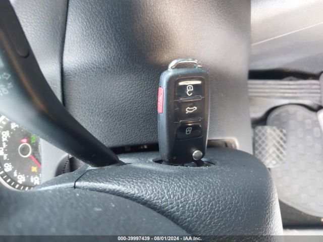 WVGBV7AX6FW585683 Volkswagen TIGUAN S
