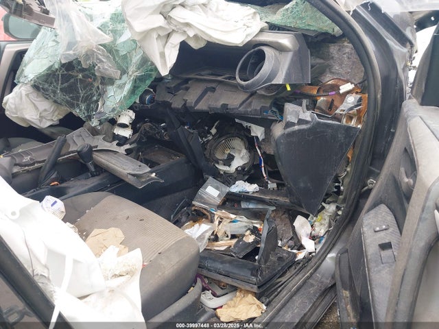 Toyota RAV4 LE 2015 2T3ZFREV4FW204285 Image 5
