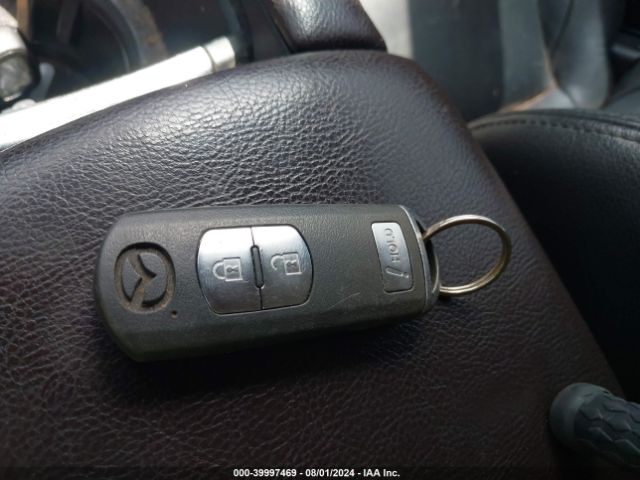 3MZBN1M38JM225105 Mazda Mazda3 Grand Touring