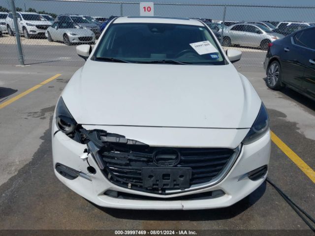 3MZBN1M38JM225105 Mazda Mazda3 Grand Touring