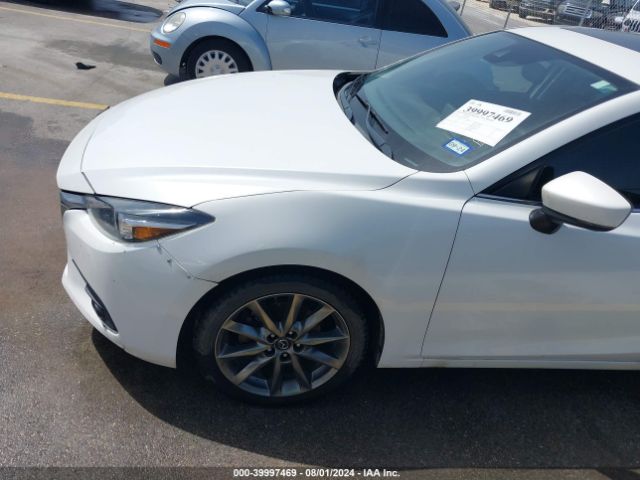 3MZBN1M38JM225105 Mazda Mazda3 Grand Touring