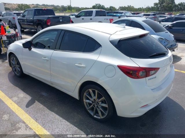 3MZBN1M38JM225105 Mazda Mazda3 Grand Touring