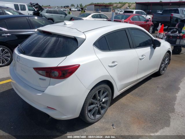 3MZBN1M38JM225105 Mazda Mazda3 Grand Touring