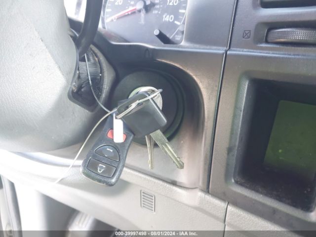1N6BF0LYXFN801584 Nissan Nv Cargo Nv2500 Hd Sv V6