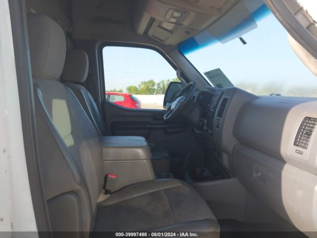 1N6BF0LYXFN801584 Nissan Nv Cargo Nv2500 Hd Sv V6