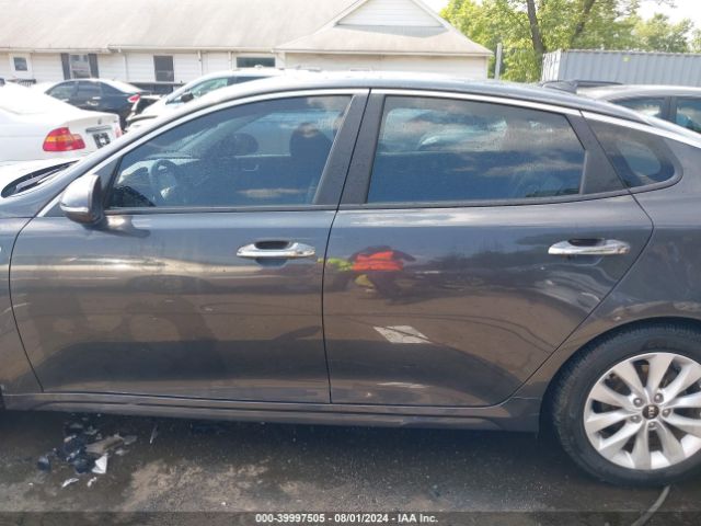 5XXGT4L36JG188218 KIA Optima S