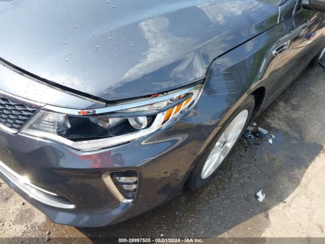5XXGT4L36JG188218 KIA Optima S