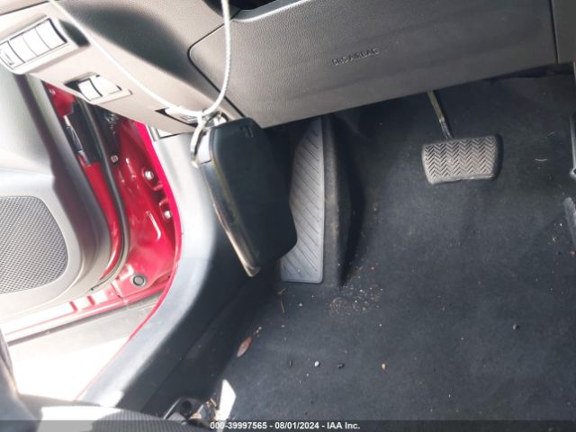 7MUCAAAG0RV093873 Toyota Corolla Cross Le