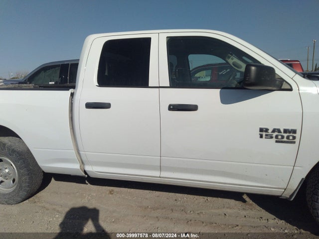 1C6RR7FG1KS626312 RAM 1500 Classic Tradesman Quad Cab 4x4 6'4 Box