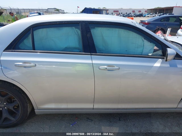 2C3CCABG1MH601198 Chrysler 300