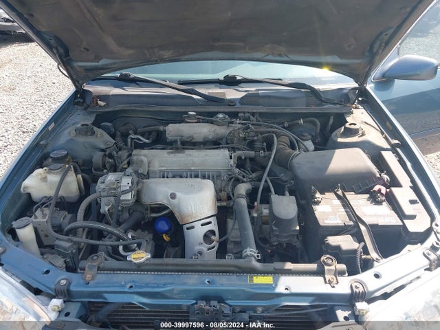 39997596 :رقم المزاد ، 4T1BG22K71U861096 vin ، 2001 Toyota Camry Le مزاد بيع