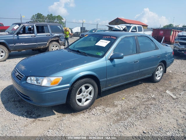 39997596 :رقم المزاد ، 4T1BG22K71U861096 vin ، 2001 Toyota Camry Le مزاد بيع