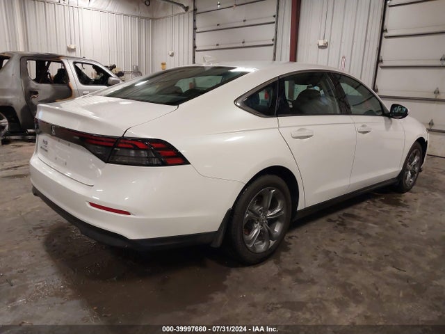 Honda ACCORD EX 2024 1HGCY1F31RA063372 Image 4