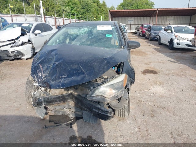 Auction sale of the 2015 Toyota Corolla Le, vin: 5YFBURHE6FP279793, lot number: 39997721