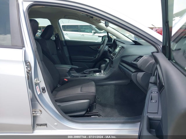 4S3GTAB67L3708438 Subaru Impreza 5-door