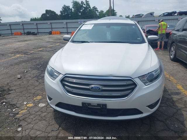 Ford TAURUS SEL 2018 1FAHP2E82JG114895 Image 12