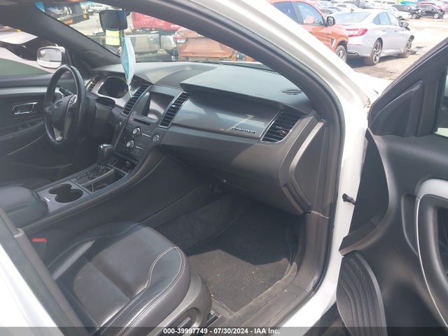 Ford TAURUS SEL 2018 1FAHP2E82JG114895 Image 5