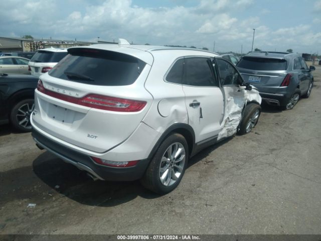 5LMCJ2C94HUL34450 Lincoln MKC SELECT