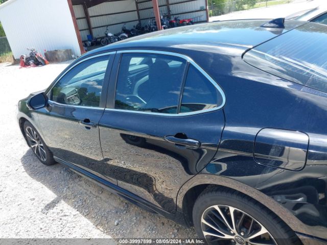 4T1B11HK9KU808260 Toyota CAMRY SE