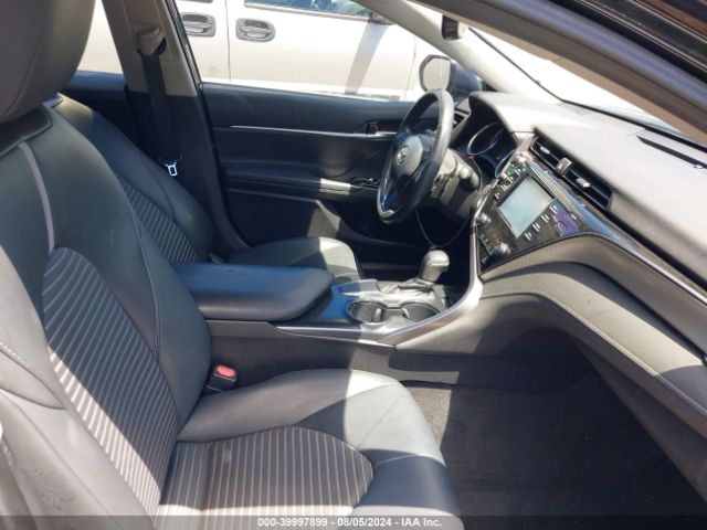 4T1B11HK9KU808260 Toyota CAMRY SE