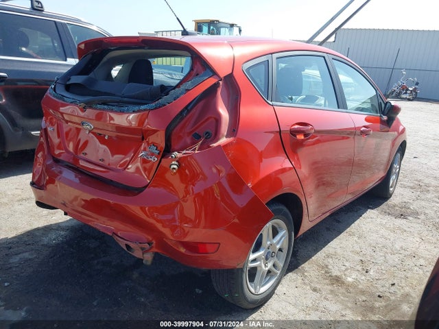 Ford FIESTA SE 2019 3FADP4EJ9KM129818 Image 4