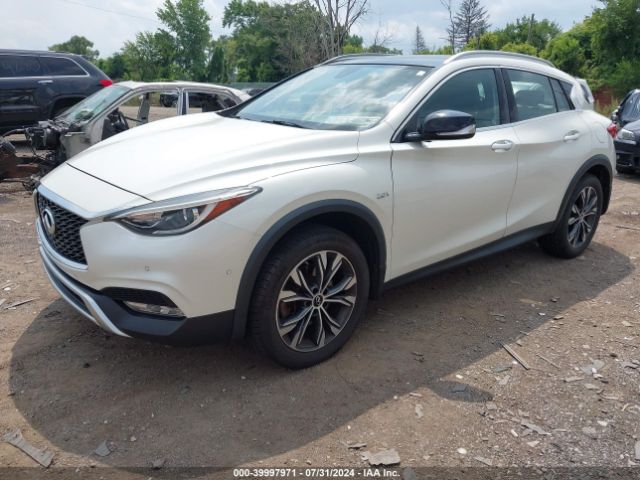 SJKCH5CR2JA057841 Infiniti Qx30 Premium
