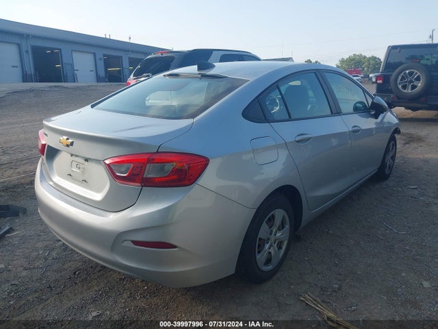 Chevrolet Cruze Ls Auto 2017 1G1BC5SM5H7111605 Image 4