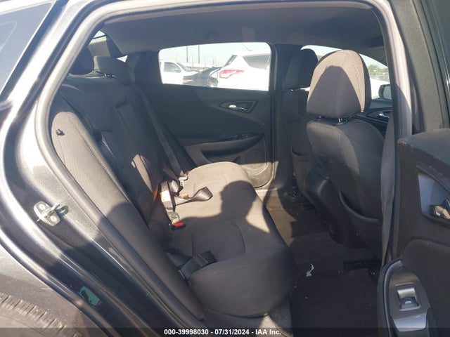 Chevrolet Malibu 1fl 2018 1G1ZC5ST3JF153806 Image 8