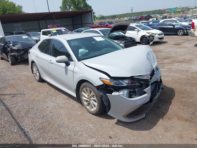 Toyota CAMRY LE 2024 4T1C11AK7RU242155 Image 1