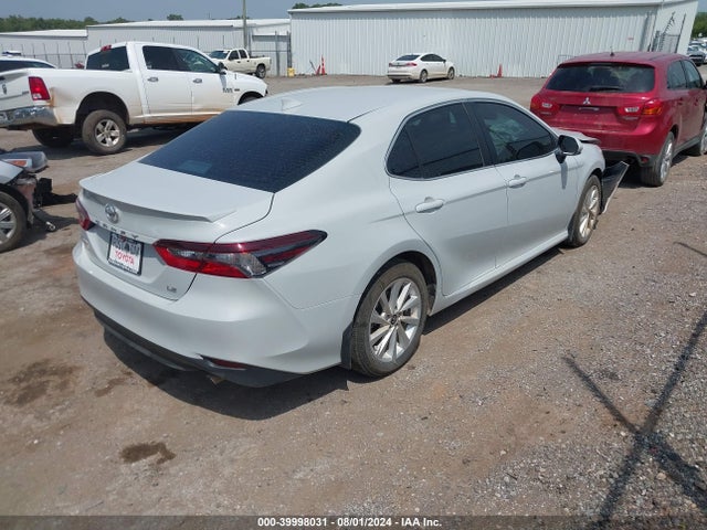 Toyota CAMRY LE 2024 4T1C11AK7RU242155 Image 4