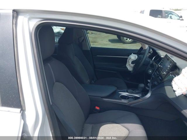 Toyota CAMRY LE 2024 4T1C11AK7RU242155 Image 5