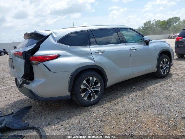 Toyota Highlander Xle 2020 5TDGZRAH5LS509015 Image 4
