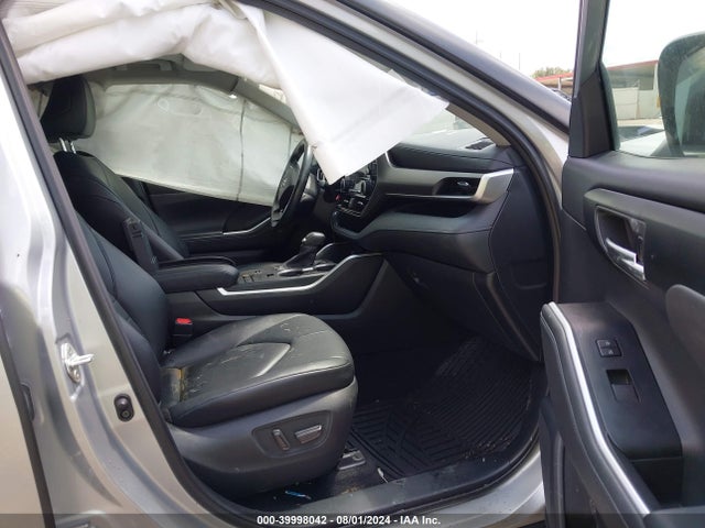 Toyota Highlander Xle 2020 5TDGZRAH5LS509015 Image 5