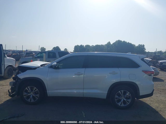 Toyota Highlander Xle V6 2015 5TDKKRFH7FS103409 Image 15