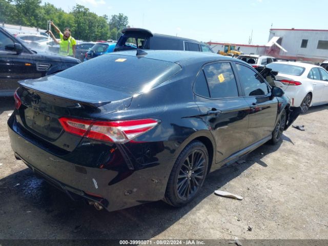 4T1G11AK3LU392966 Toyota Camry Se Nightshade Edition