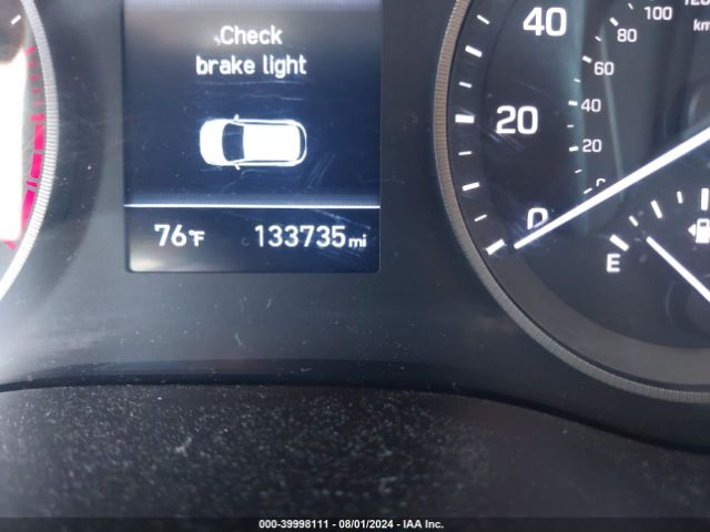 KM8J2CA42LU275184 Hyundai TUCSON SE