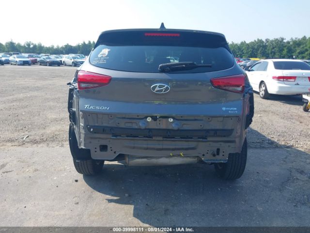 KM8J2CA42LU275184 Hyundai TUCSON SE