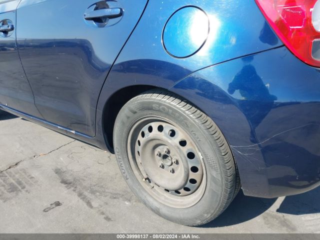 JTKKUPB40E1041292 Scion XD
