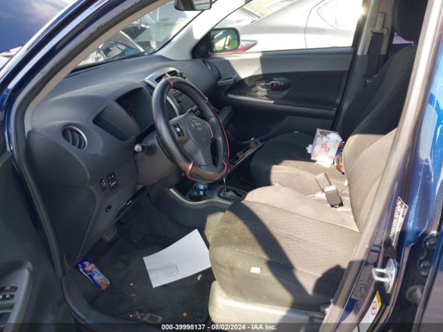 JTKKUPB40E1041292 Scion XD