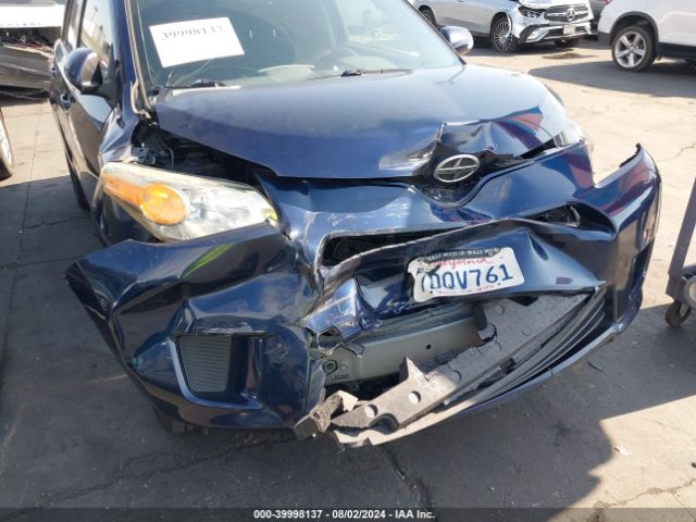 JTKKUPB40E1041292 Scion XD