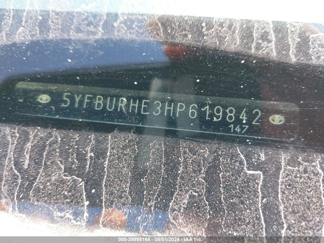 Toyota COROLLA LE 2017 5YFBURHE3HP619842 Image 9
