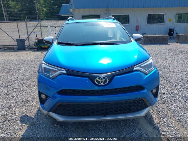 Toyota RAV4 SE 2016 JTMJFREV6GJ080307 Image 12