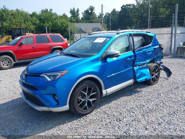 Toyota RAV4 SE 2016 JTMJFREV6GJ080307 Image 2