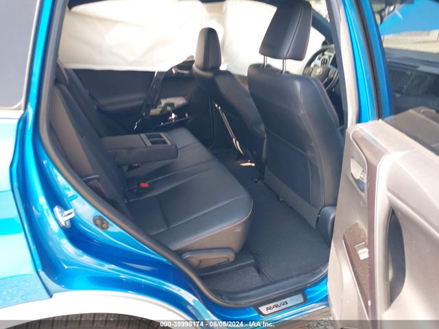 Toyota RAV4 SE 2016 JTMJFREV6GJ080307 Image 8