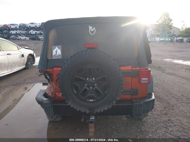 1C4BJWDG7EL299315 Jeep Wrangler Unlimited Willys Wheeler
