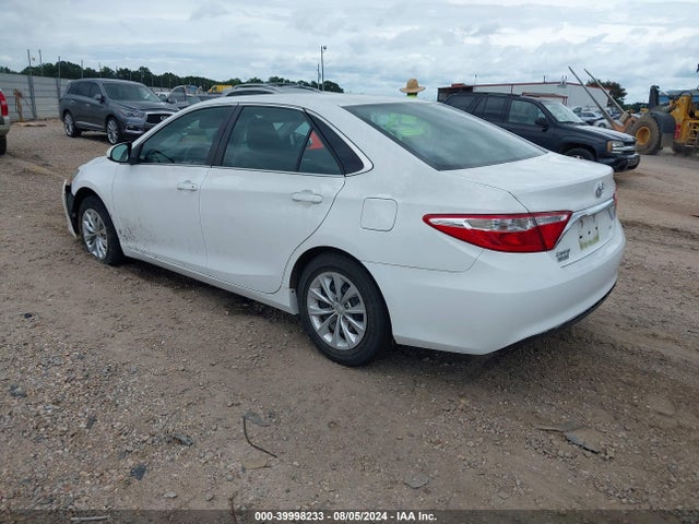 Toyota CAMRY LE 2017 4T1BF1FK6HU641661 Image 3