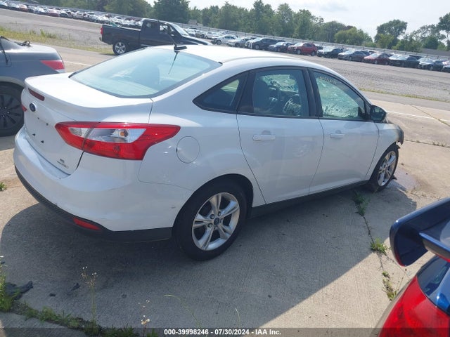 Ford FOCUS SE 2014 1FADP3F23EL316883 Image 4