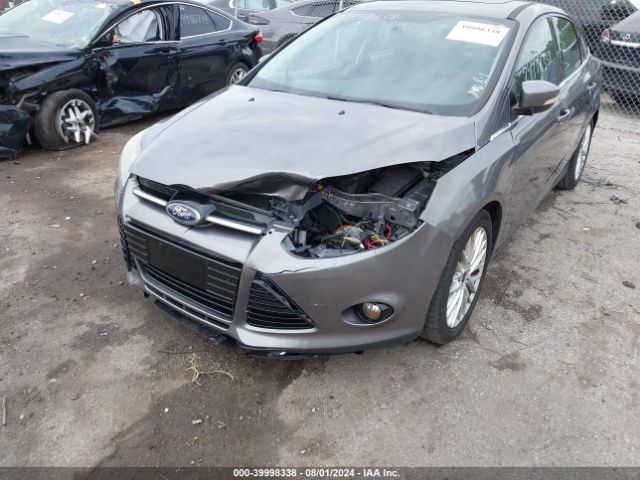 1FADP3J29EL194084 Ford Focus Titanium